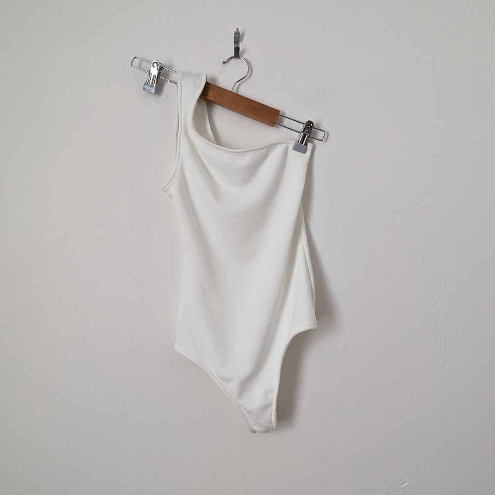 Show Me Your Mumu bone white one shoulder Uno thong one piece bodysuit - Picture 2 of 7